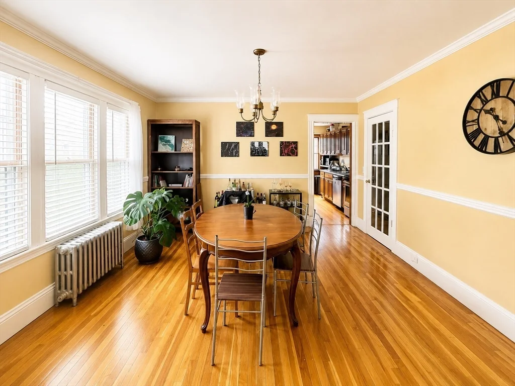 18 Linden Pl, Coolidge Corner