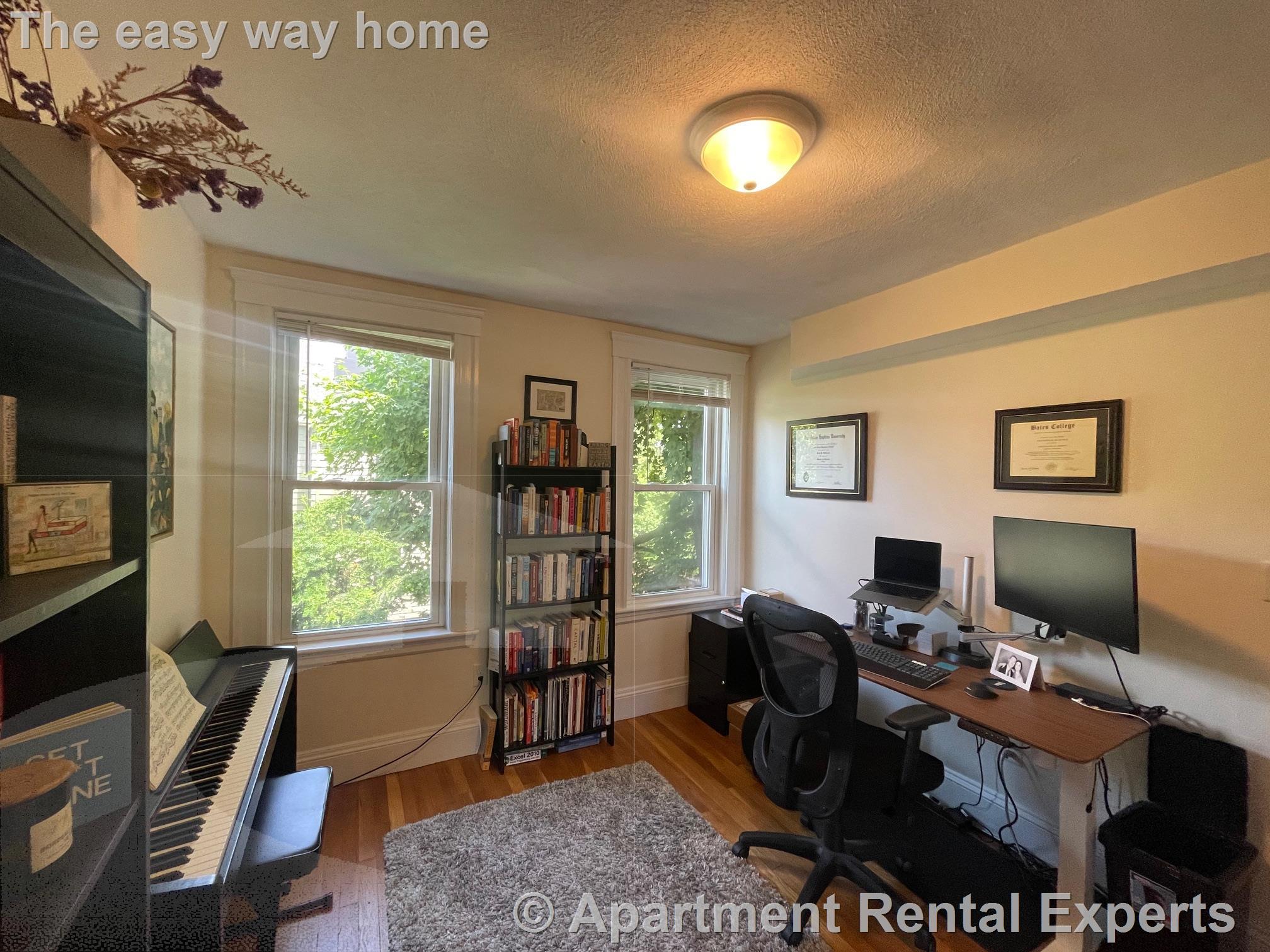 24 Ashland St, Porter Square