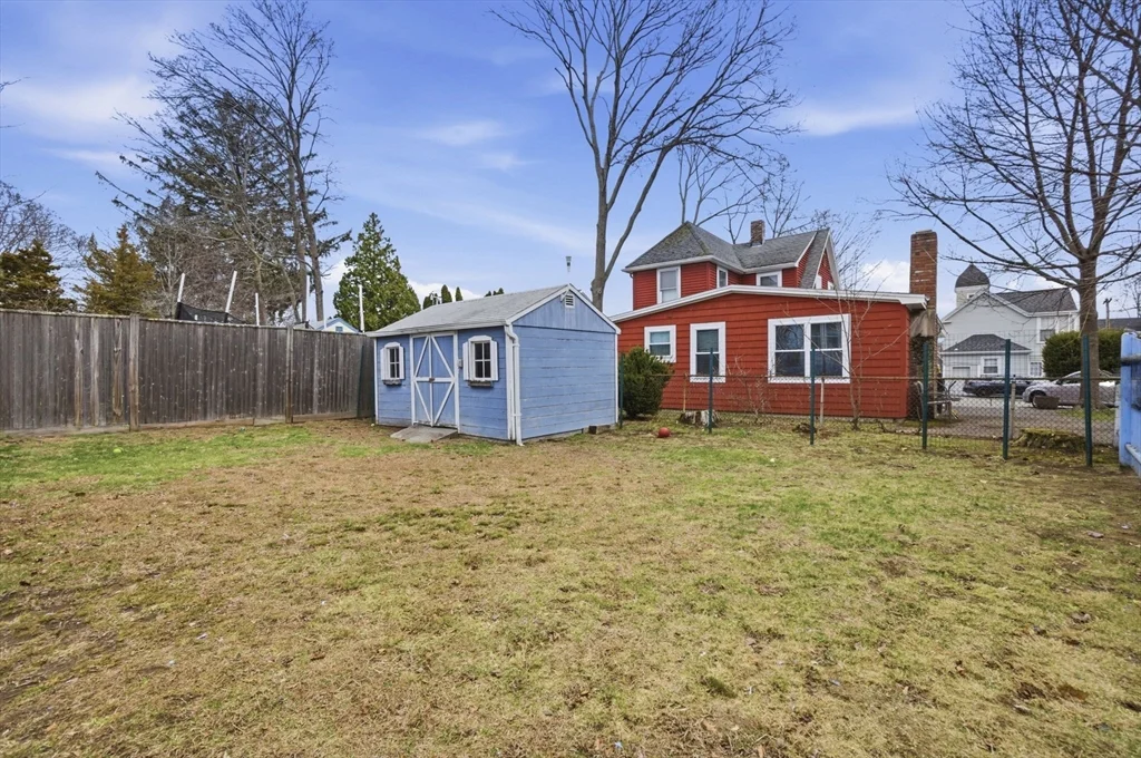 55 Pine St, Swampscott