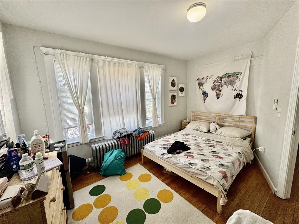 28 Boulevard Ter, Allston