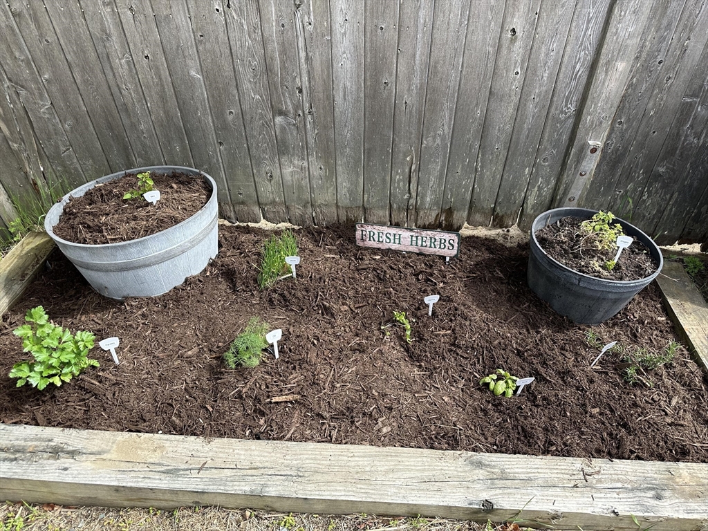 34 Old Point Rd, Plum Island