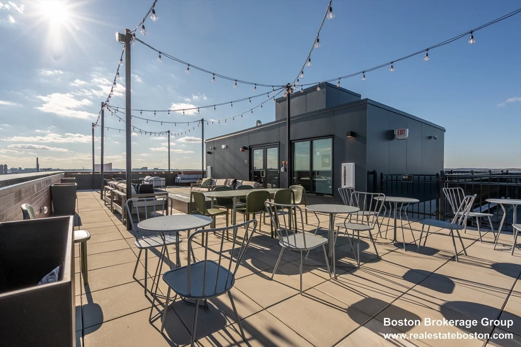 600 Broadway, South Boston