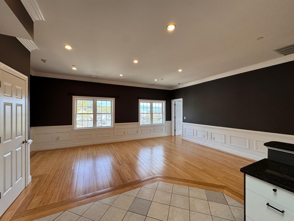 473 Revere Beach Pkwy, Revere