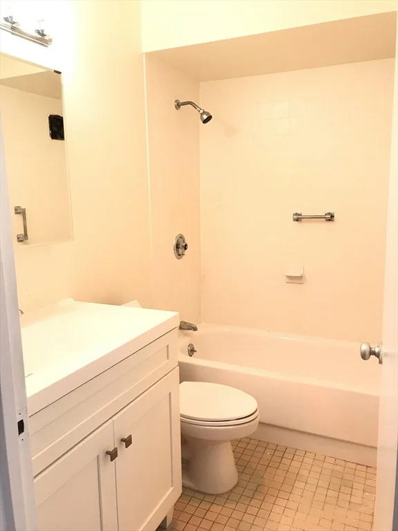 44 Washington St, Brookline Village