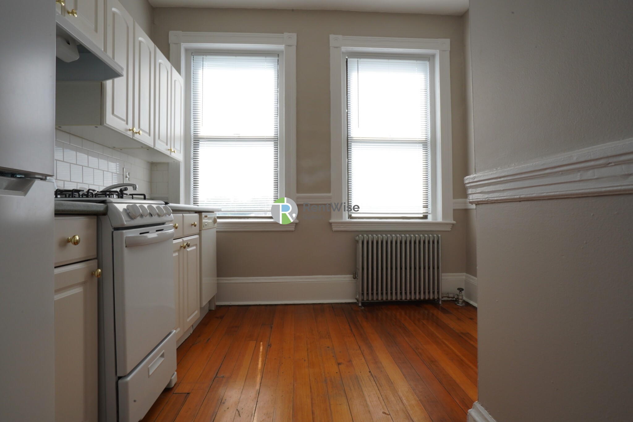 56 Gardner St, Allston