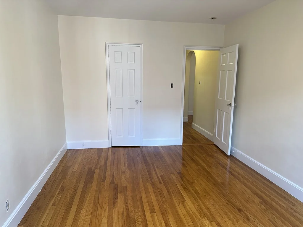 24 Concord Ave, Harvard Square