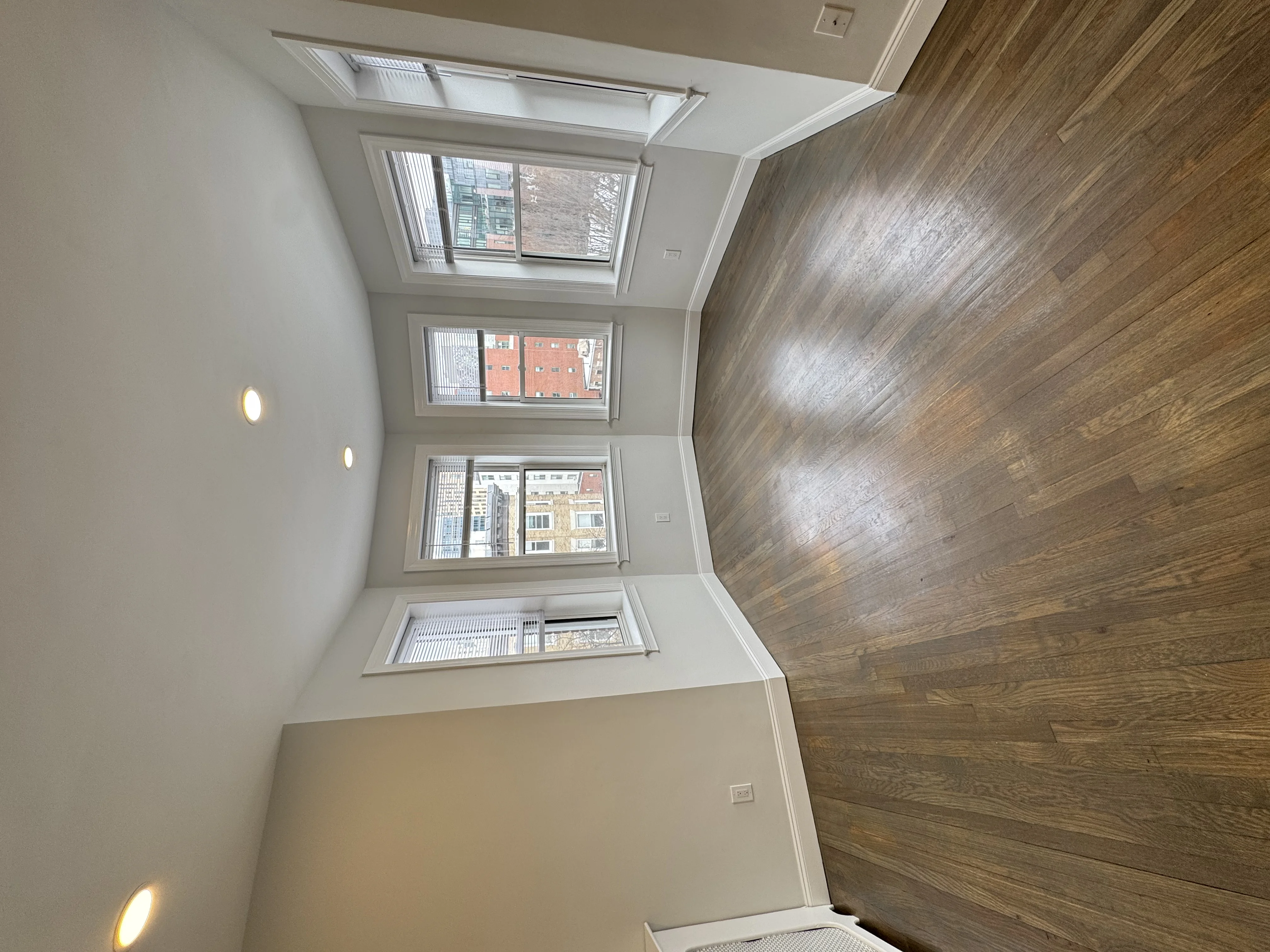 104 Queensberry St, Fenway