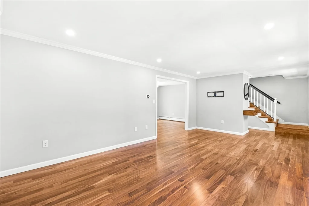 38 Idora Ave, Haverhill