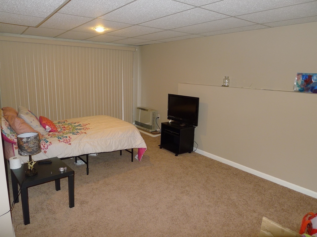 89 Brookdale, Shrewsbury