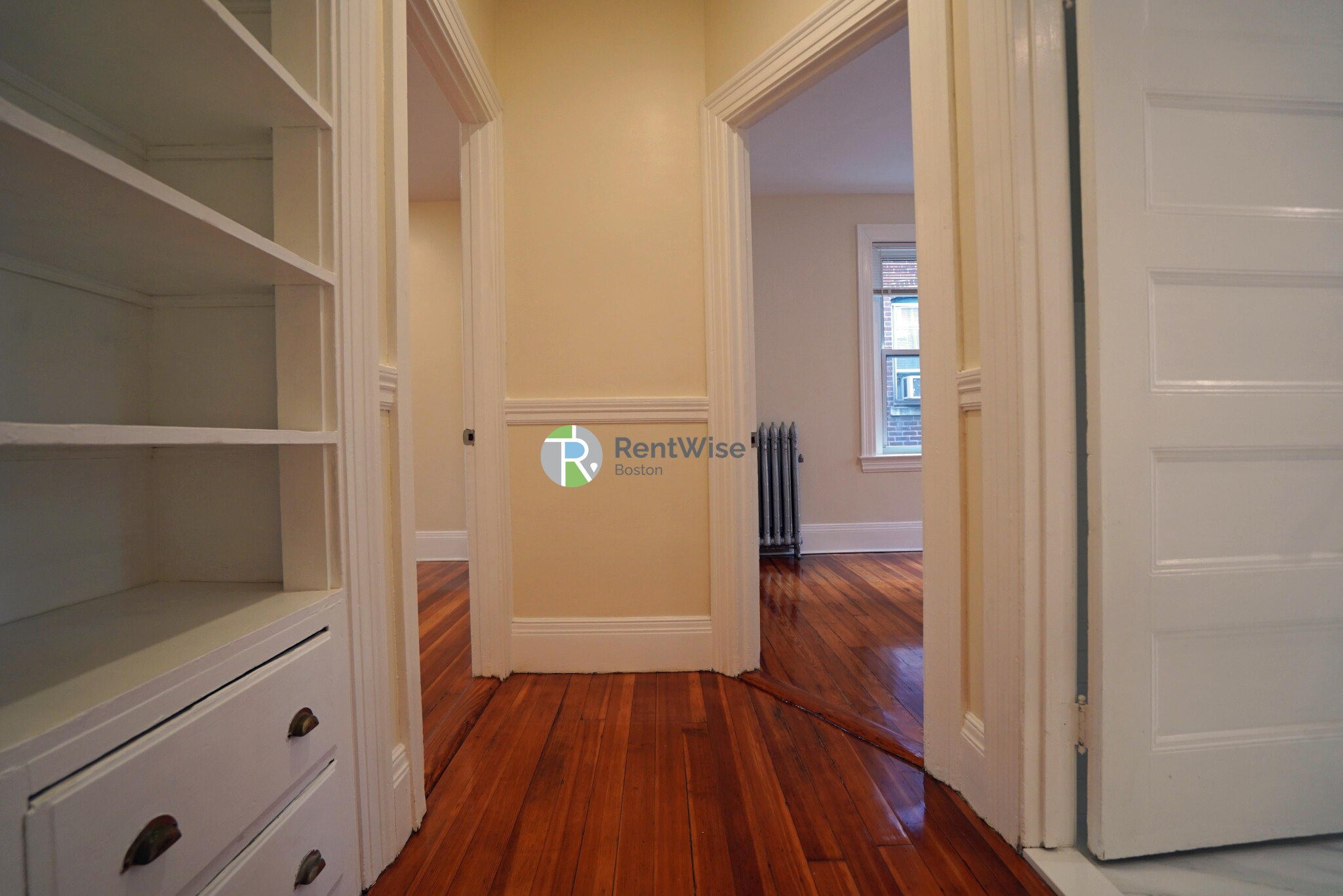 10 Beals St, North Brookline