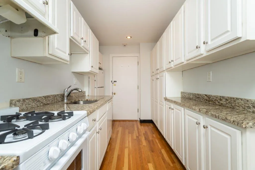 123 Highland Ave, Winter Hill