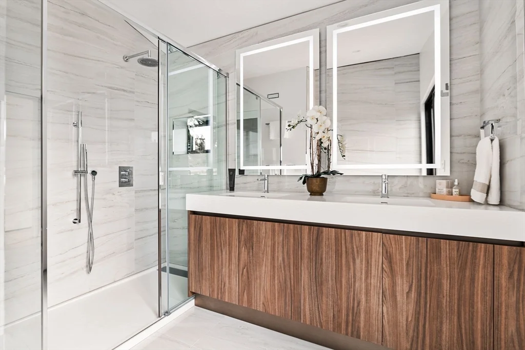 80 Alpine St, West Cambridge