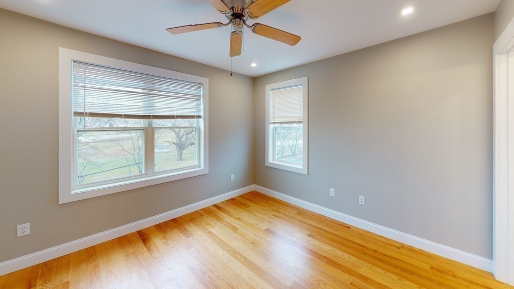 329 Shirley, Winthrop