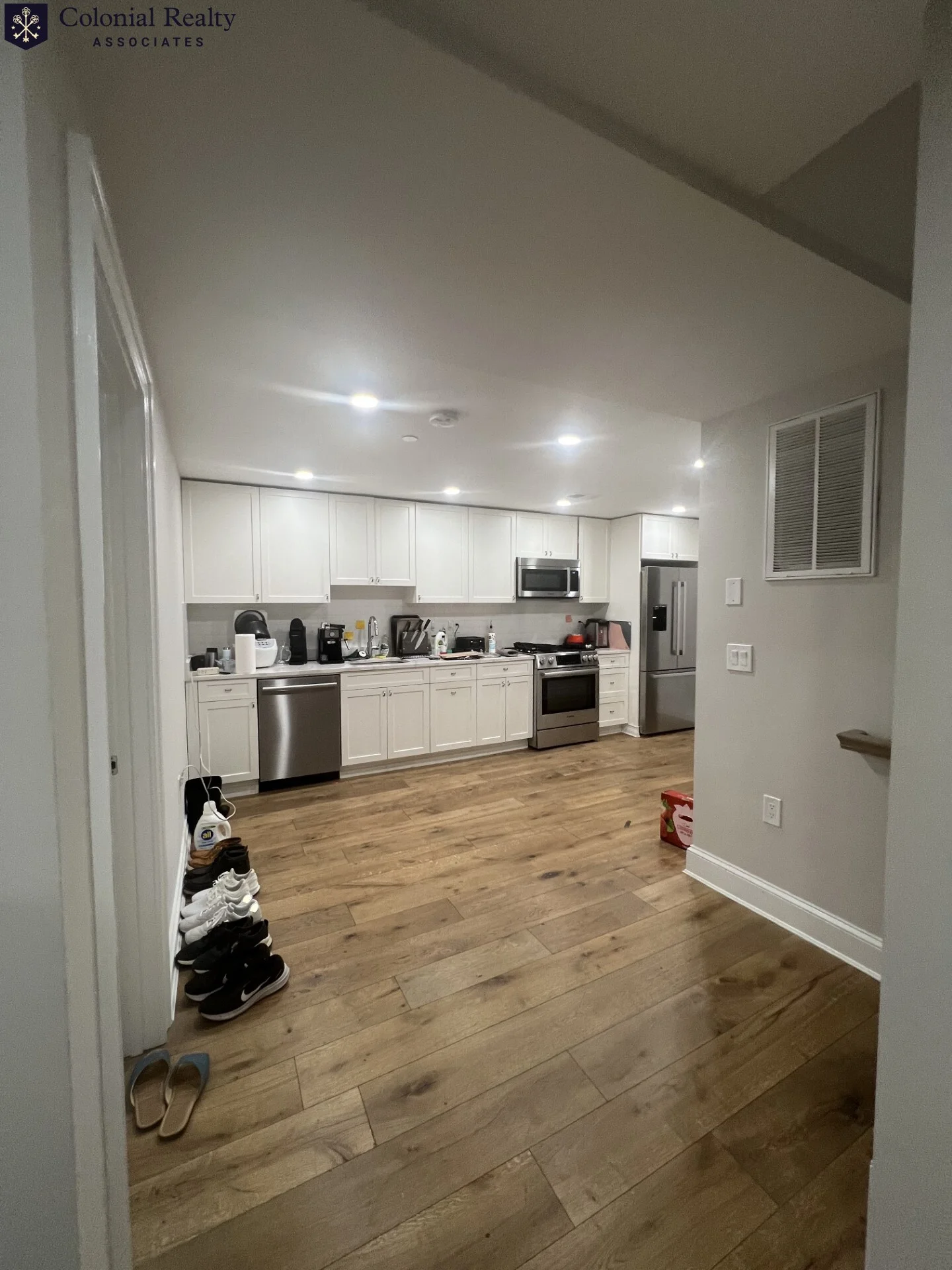 33 Mount Hood Rd, Brighton