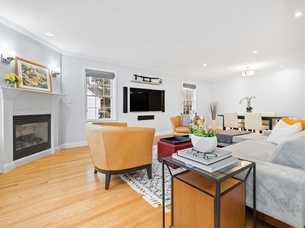 162 Massasoit, Waltham