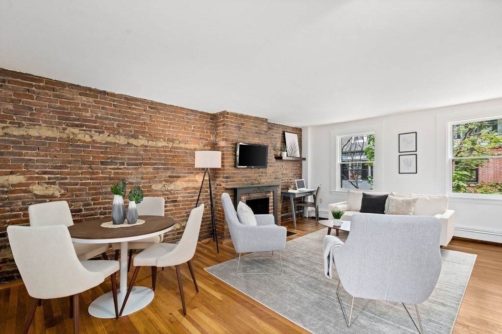 5 Melrose St, Back Bay