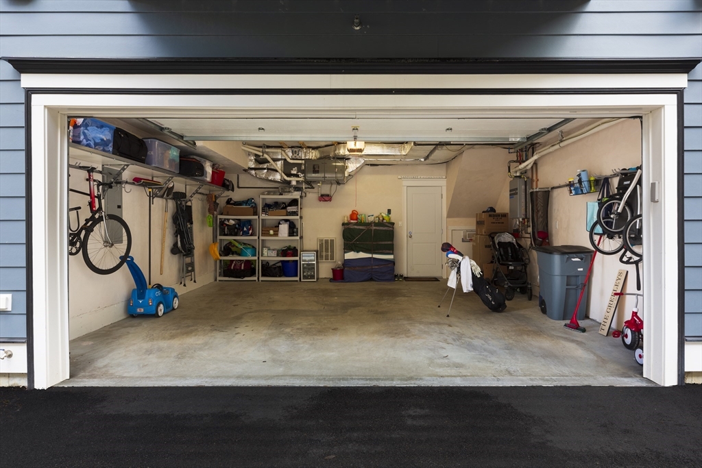 195 West 2nd St, South Boston