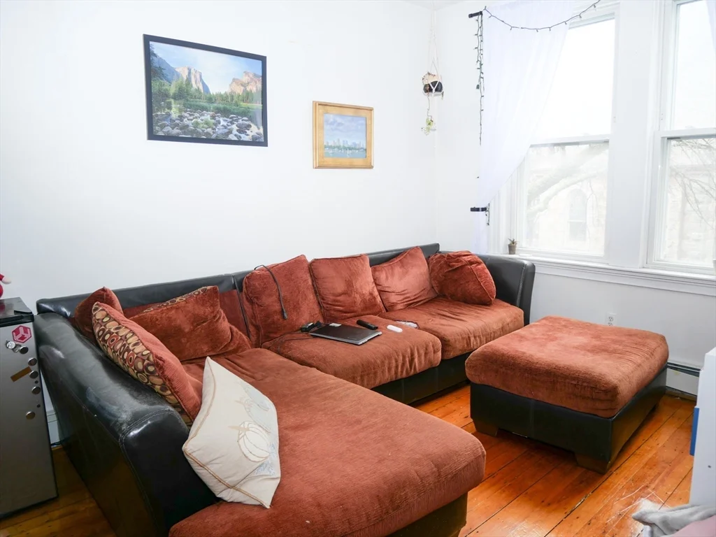 237 W Third, South Boston's Dorchester Heights