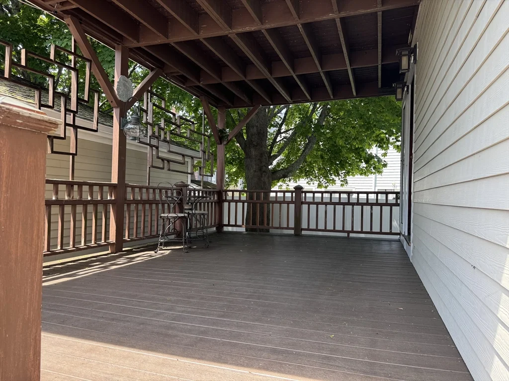 23-25 Bates Rd, Swampscott