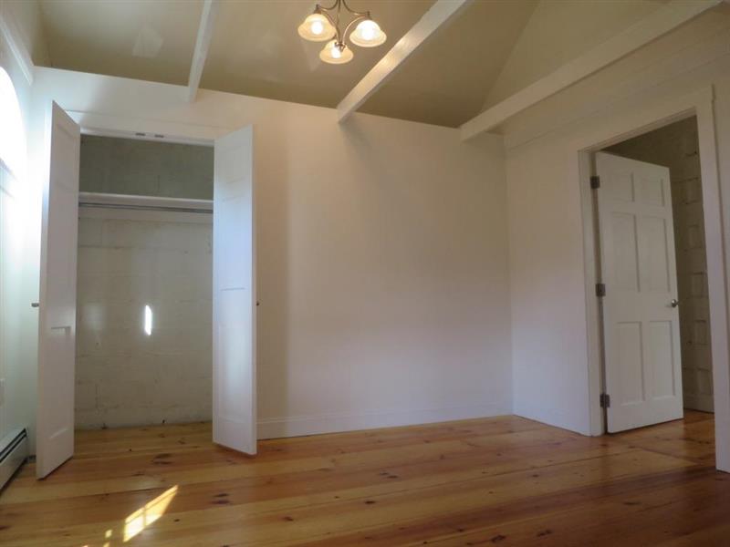 23 Lowell St, Spring Hill