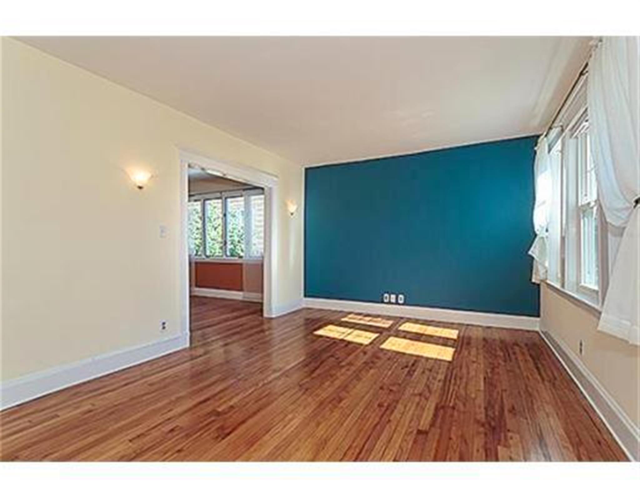 67 Fairfax St, West Somerville