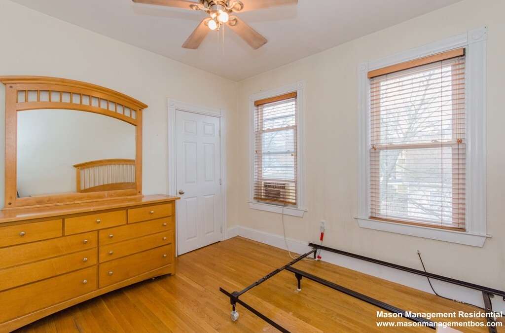 126 Minden St, Jamaica Plain