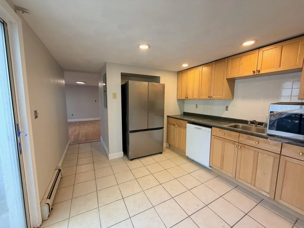 44 Franklin St, Medford