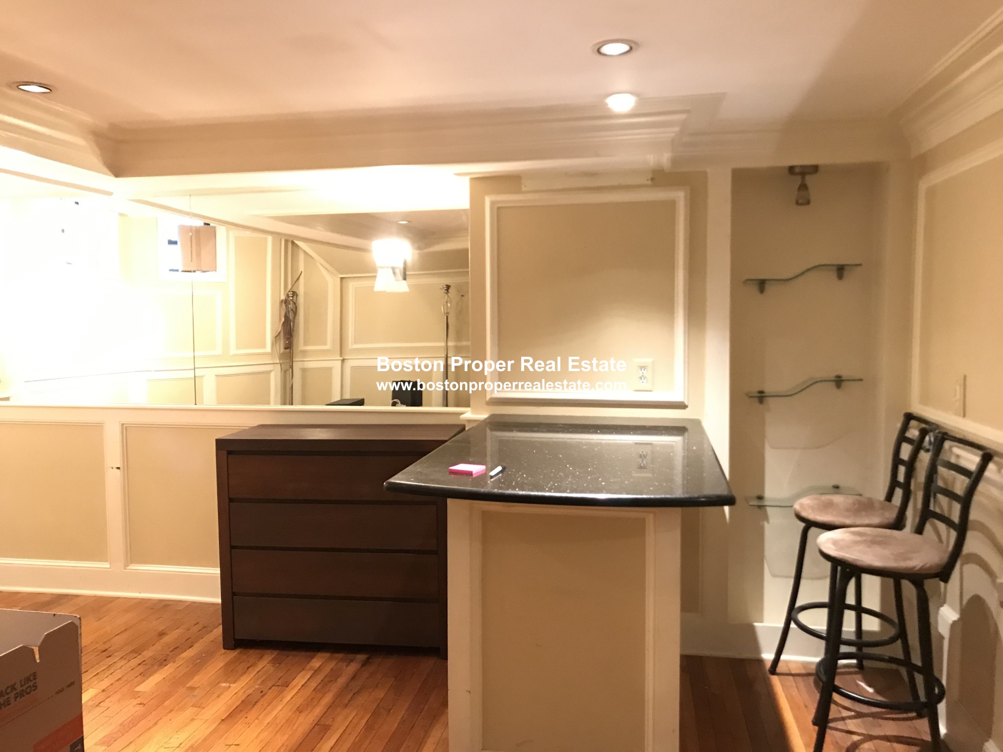1 bed, 1 bath apartment for rent at 3 Gloucester St Unit 1, Back Bay — photo 2 of 8