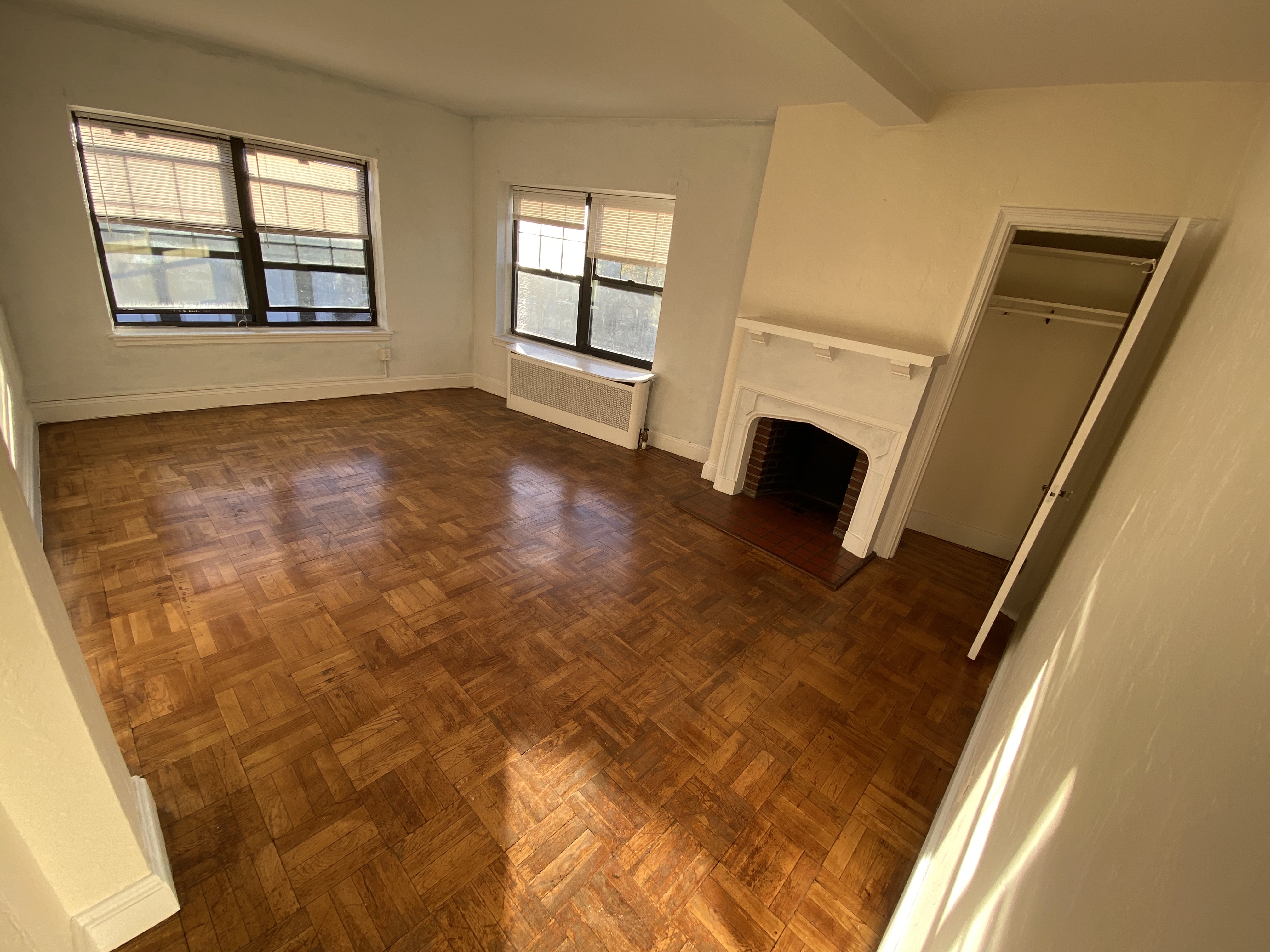 1 bed, 1 bath apartment for rent at 2 Elmwood Ave Unit 45, Winchester Town Center — photo 3 of 7
