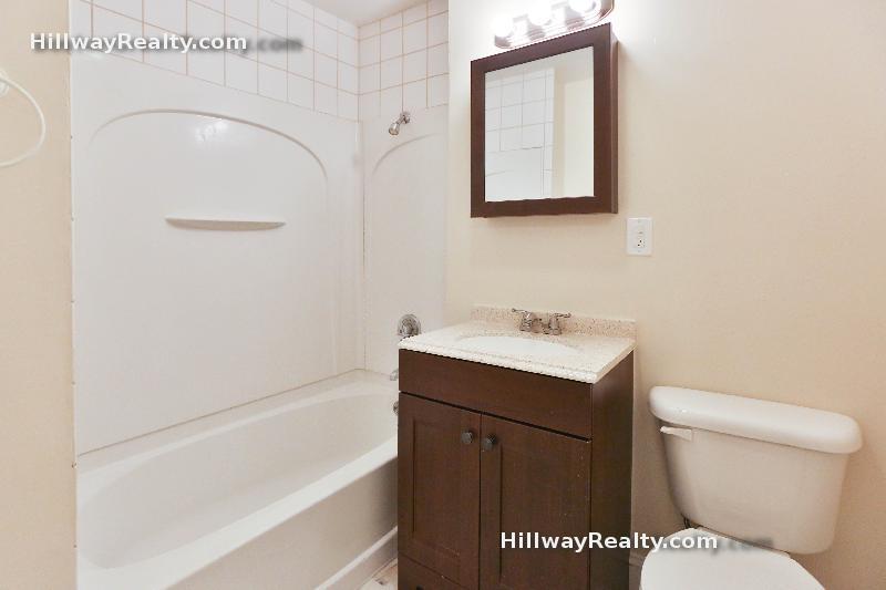 2.5 bed, 1 bath apartment for rent at 365 Meridian St Unit 2, East Boston — photo 3 of 6