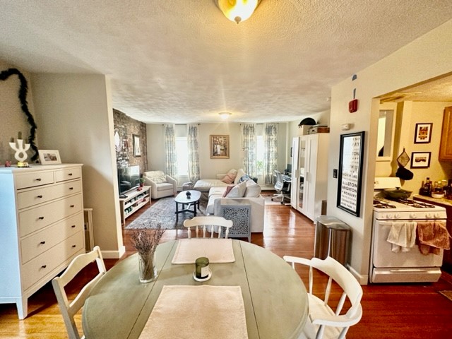 2 bed, 1 bath apartment for rent at 435 Hanover Unit 5, North End — photo 3 of 18