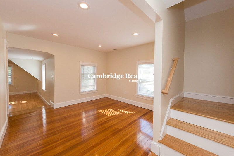 5 bed, 3 bath apartment for rent at 11 Winter Hill Rd Unit 2T, South Medford — photo 19 of 29