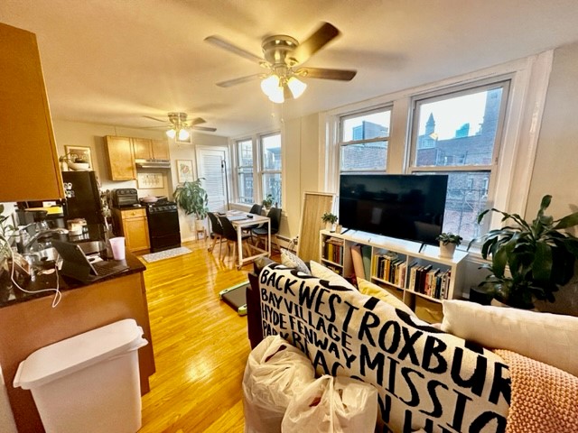 2 bed, 1 bath apartment for rent at 28 Fleet Unit 34F, North End — photo 1 of 12