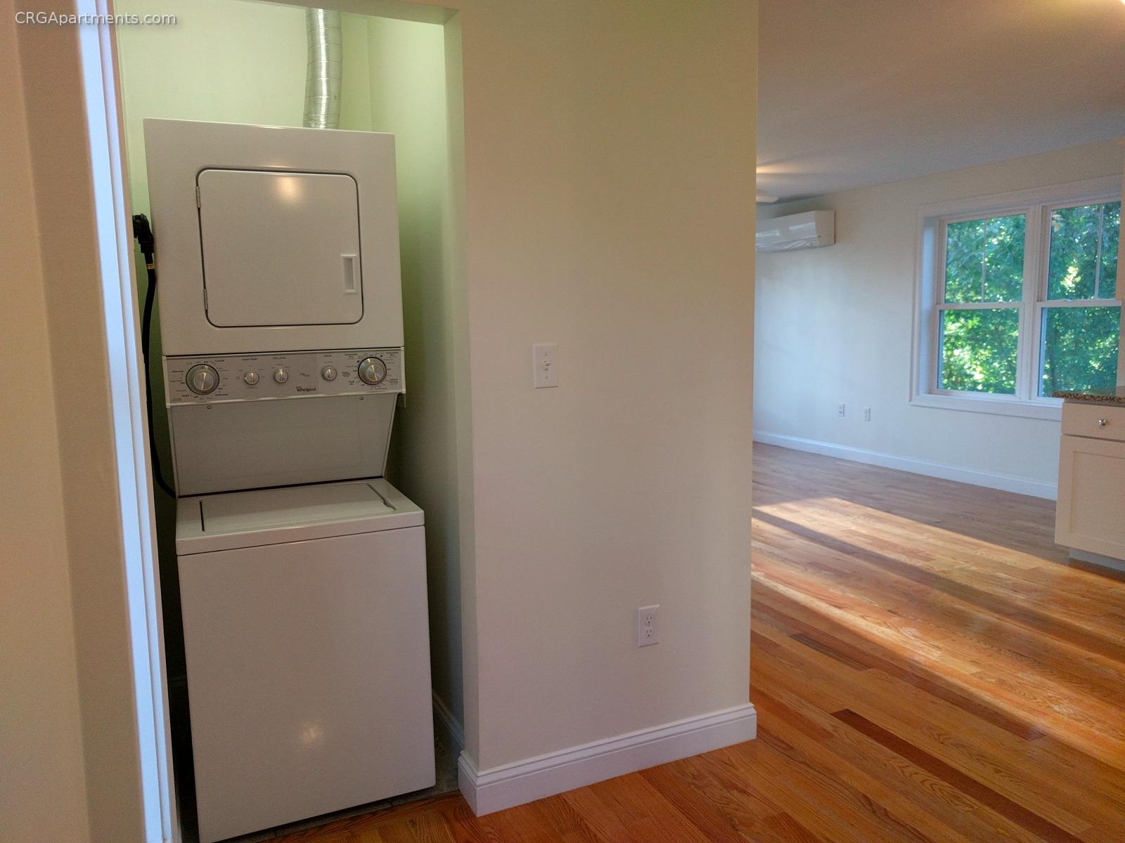 2 bed, 1 bath apartment for rent at 24 Beacon Pl Unit 3T, Ward Two — photo 3 of 14