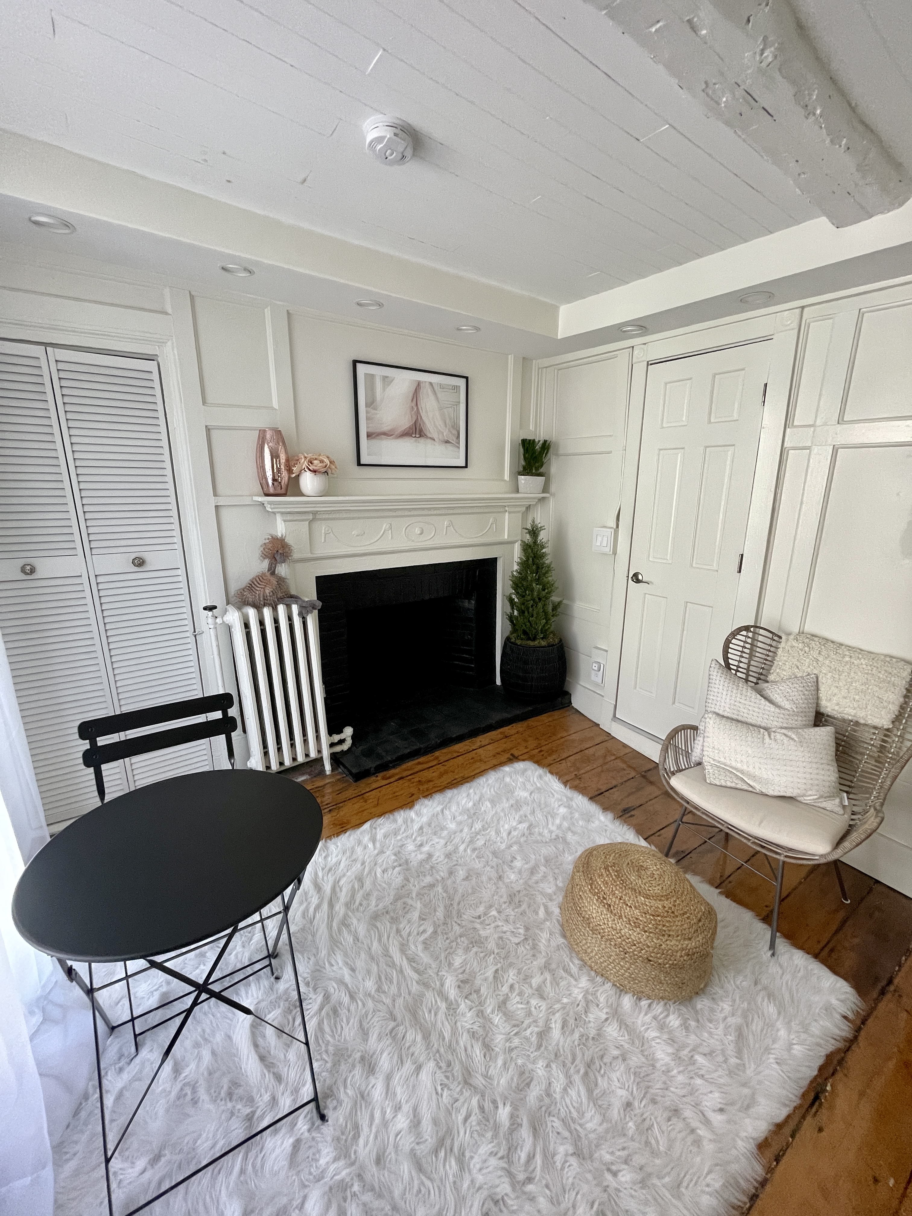 Studio bed, 1 bath apartment for rent at 36 Joy St Unit 3R, Beacon Hill — photo 3 of 19