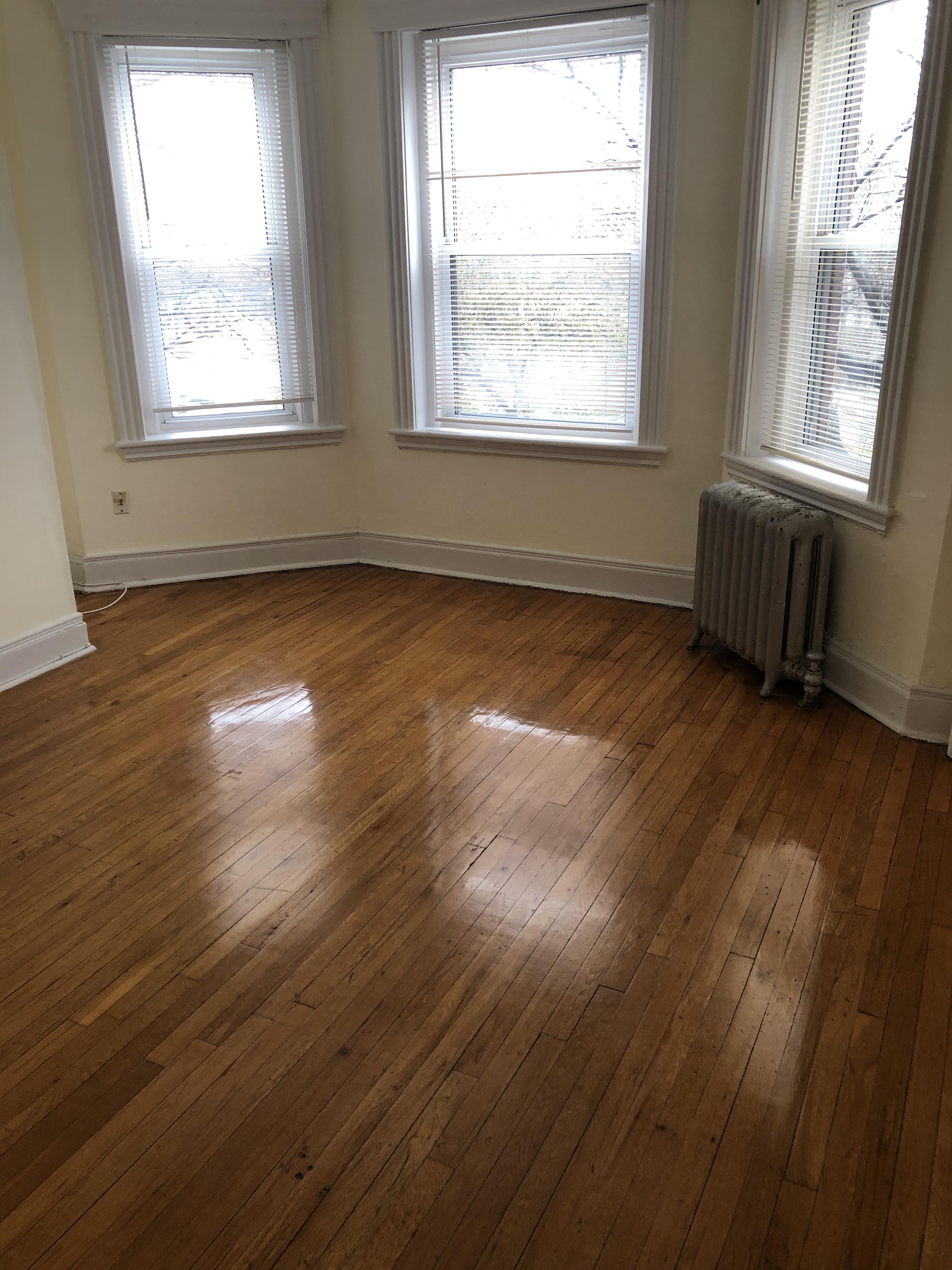 2 bed, 1 bath apartment for rent at 352 Riverway Unit 15, Mission Hill — photo 4 of 6