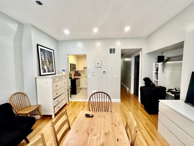 2 bed, 1 bath apartment for rent at 109 Fulton St Unit 1, North End — photo 3 of 17
