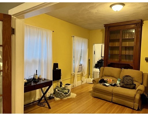 1 bed, 1 bath apartment for rent at 100 Fellsway Unit 2, Malden — photo 27 of 30