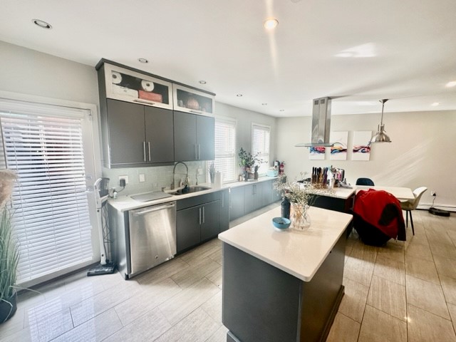2 bed, 1.5 bath apartment for rent at 1 Fairfield Pl Unit 4F, North End — photo 12 of 48