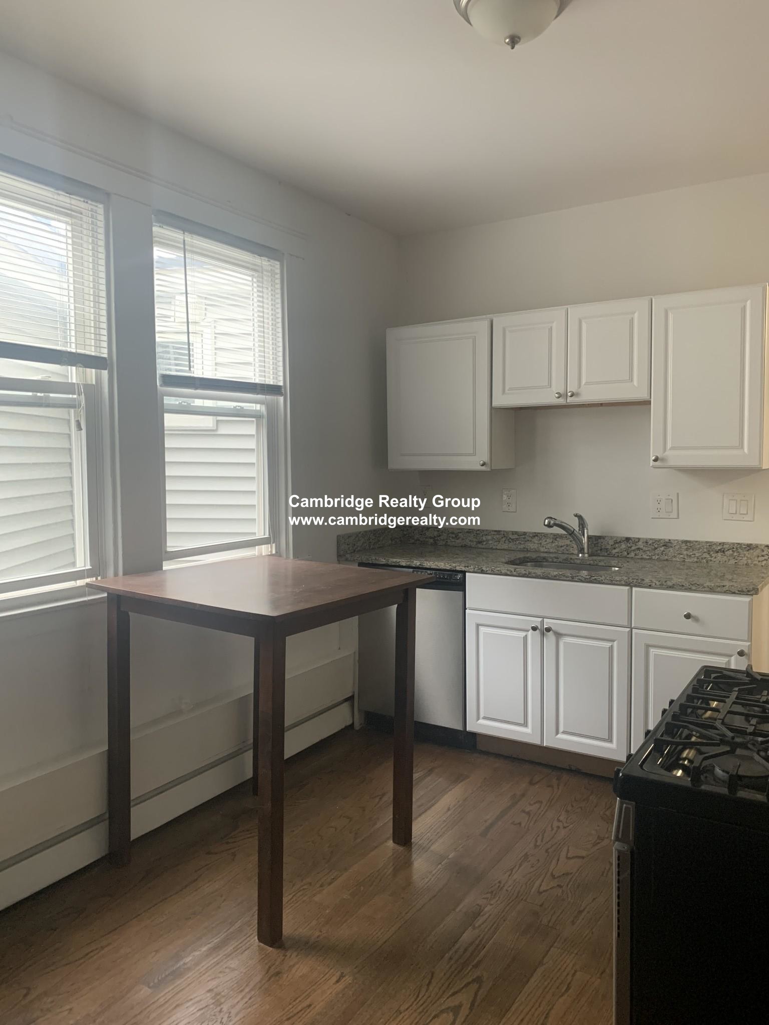 3 bed, 1 bath apartment for rent at 88 Hampshire St Unit 2T, The Port — photo 3 of 14
