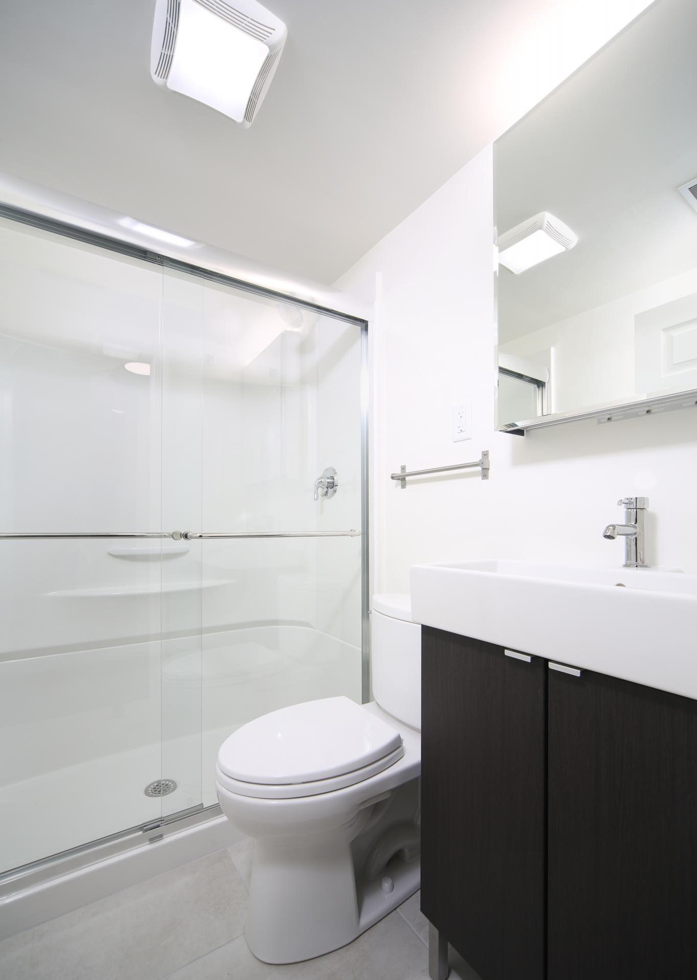 2 bed, 1 bath apartment for rent at 11 Darling St Unit 6, Mission Hill — photo 3 of 7