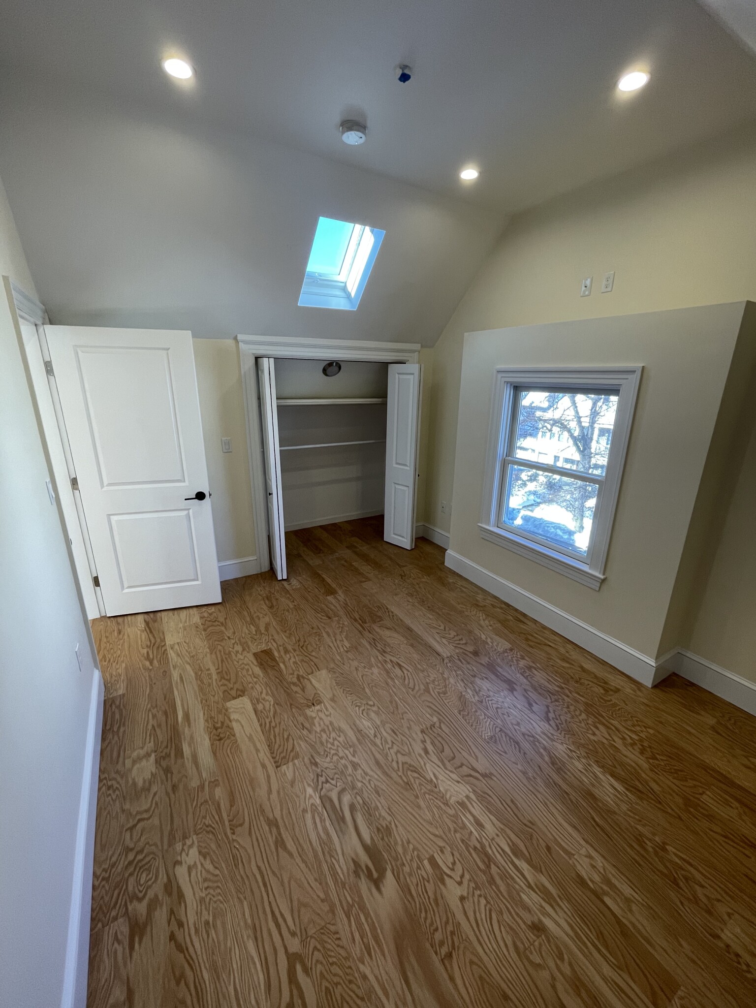 1 bed, 1 bath apartment for rent at 88 Wallingford Rd Unit 3, Brighton — photo 6 of 12