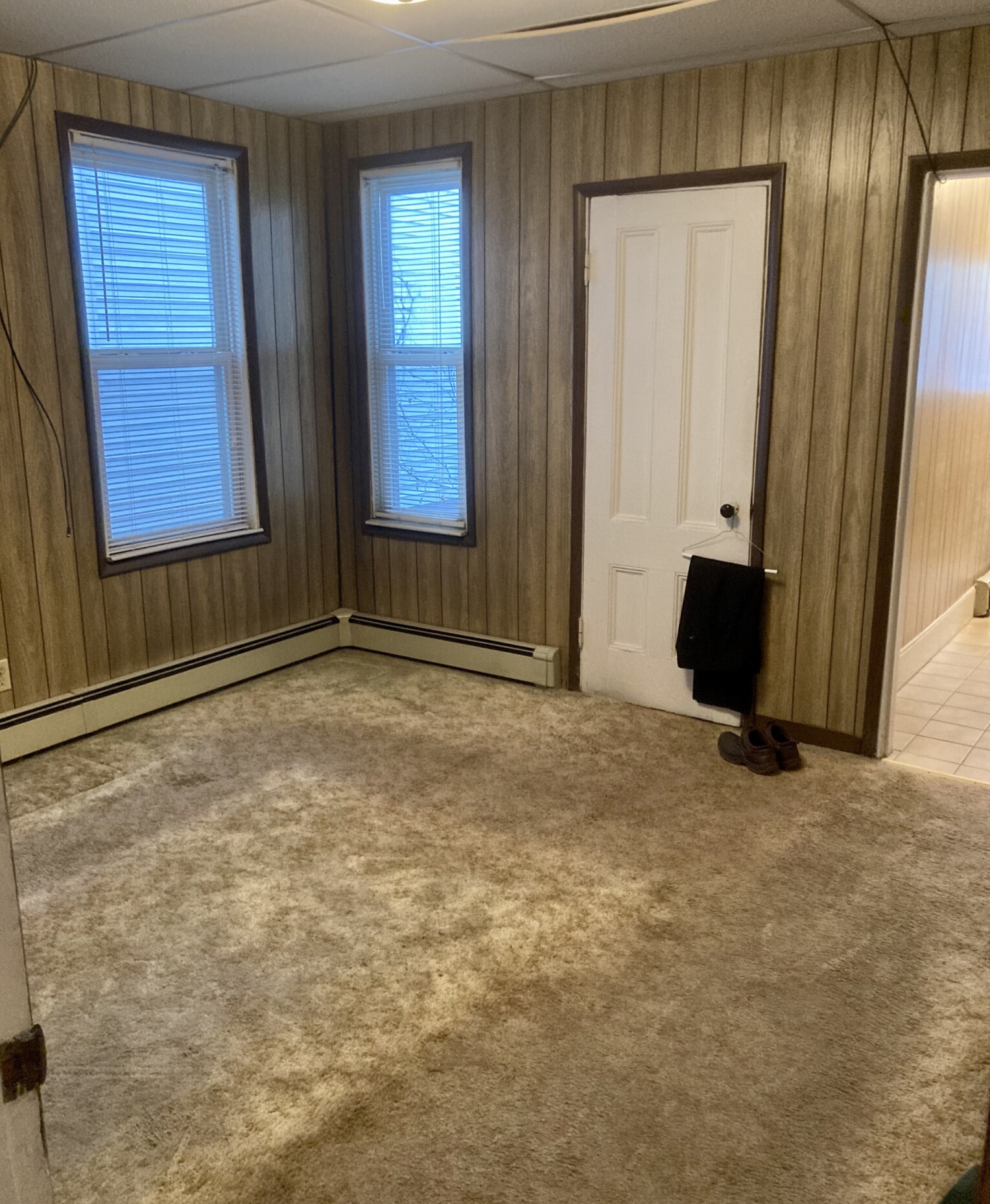 1 bed, 1 bath apartment for rent at 18 Rossmore St Unit 1, Ward Two — photo 3 of 7