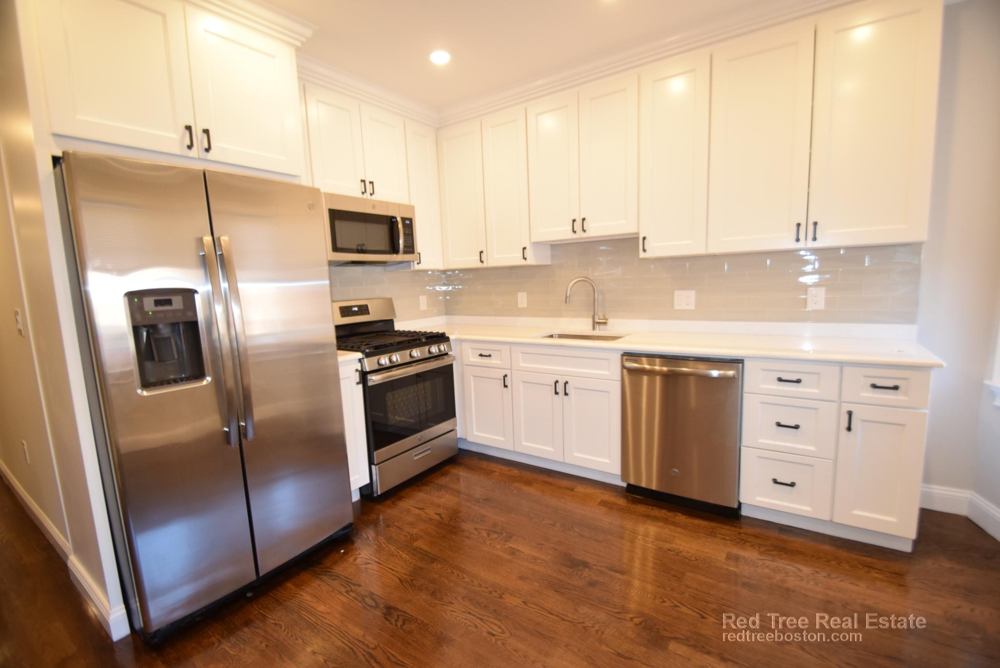 5 bed, 1.5 bath apartment for rent at 490 Washington St Unit RFR, Brighton — photo 5 of 24