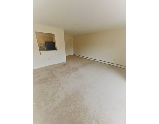 1 bed, 1 bath apartment for rent at 745 East 6th St Unit 15, South Boston — photo 10 of 18