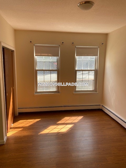 46 South Huntington Ave, Mission Hill