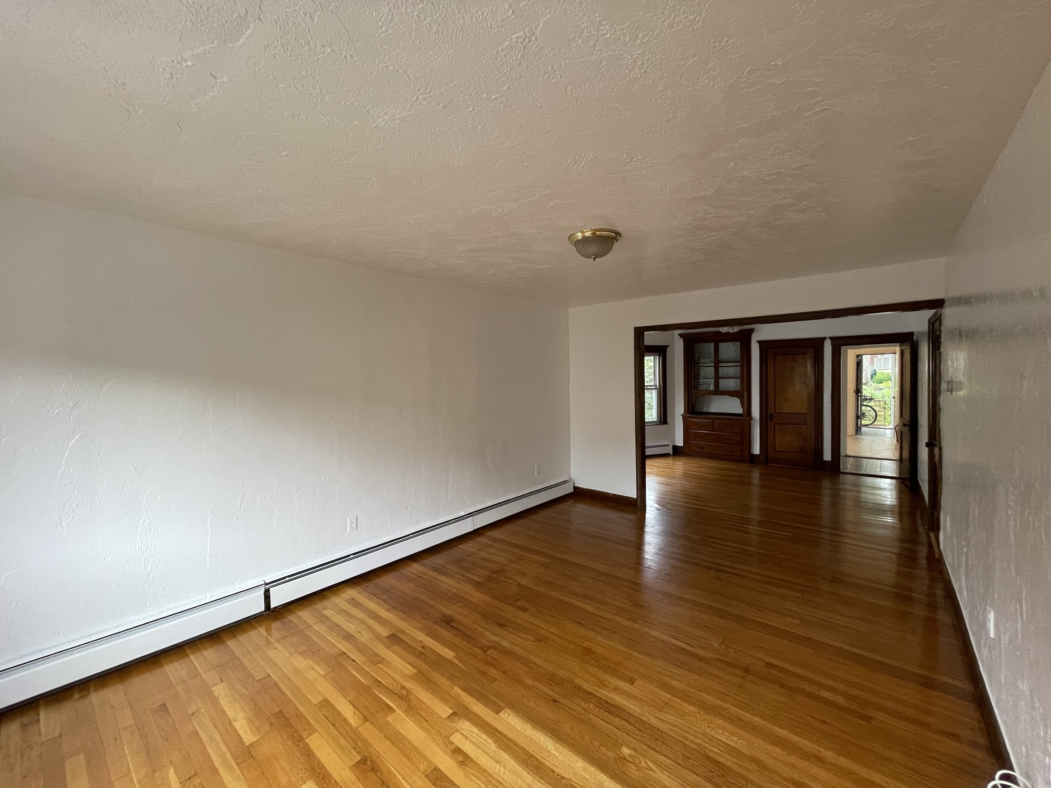 2 bed, 1 bath apartment for rent at 293 Boston Ave Unit 1, Tufts University — photo 3 of 21