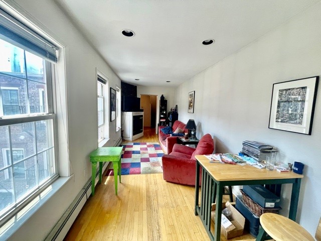 3 bed, 1.5 bath apartment for rent at 19 Sheafe St Unit 4, North End — photo 3 of 18