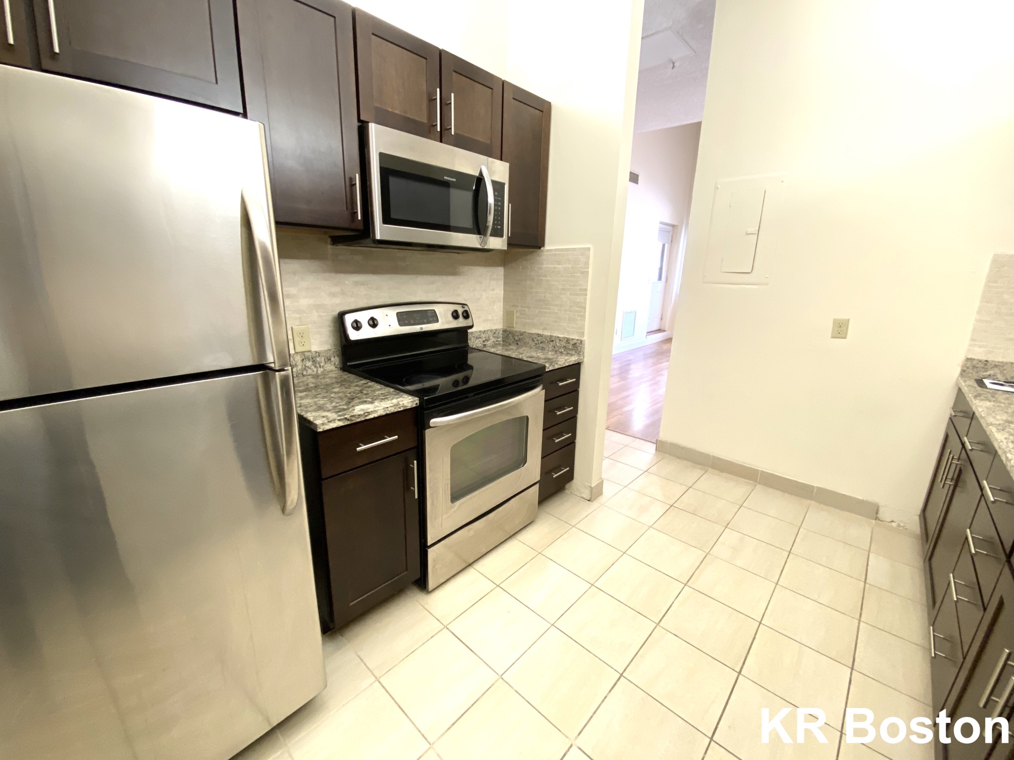2 bed, 2 bath apartment for rent at 172 Naples Unit 347, Allston — photo 4 of 9