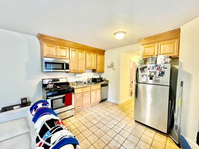 1 bed, 1 bath apartment for rent at 67 Salem St Unit 6, North End — photo 4 of 16